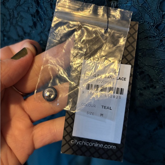 City Chic Teal Lace Overlay Long Sleeve Dress - Picture 9 of 9